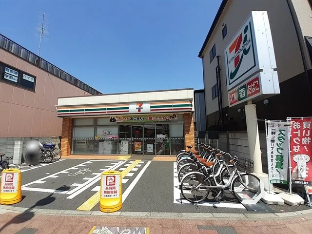 セブンイレブン足立竹ノ塚駅西店まで202m