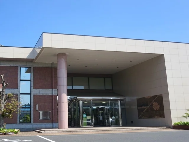 里庄町立図書館まで550m