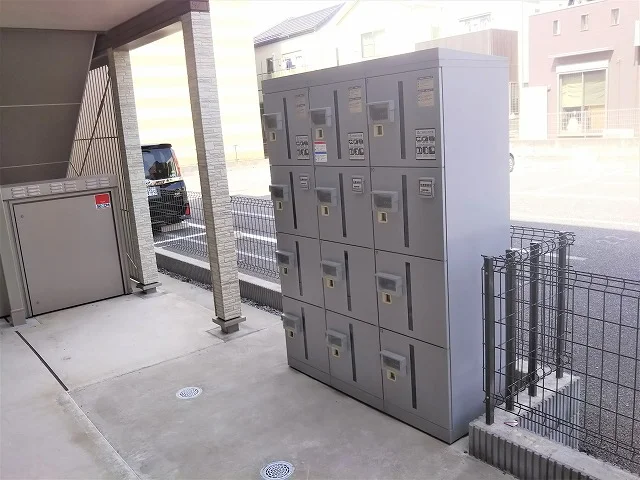宅配ボックス
