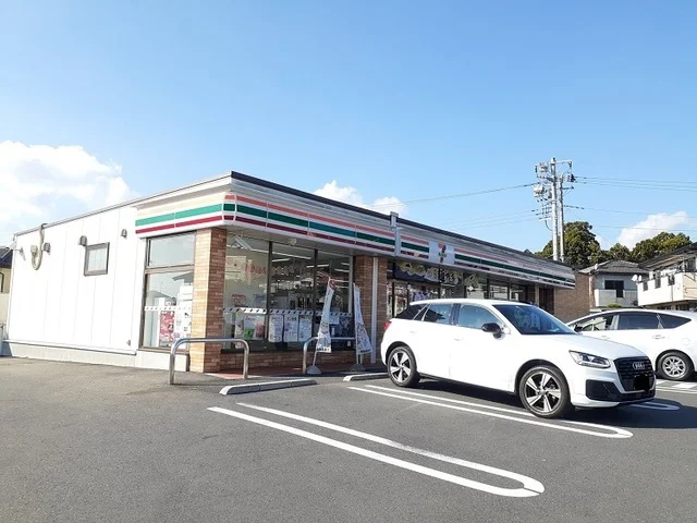 セブンイレブン 石名坂店まで750m