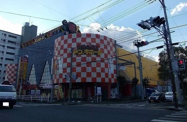 ドン・キホーテまで1400m