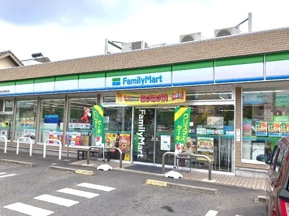 ファミリーマート北名古屋清水店まで450m