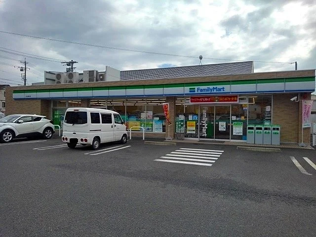 ファミリーマート　犬山清水店まで500m