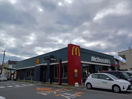 マクドナルド加古川河原店まで1800m