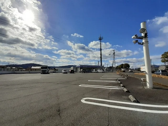 ローソン 土佐インター店まで140m