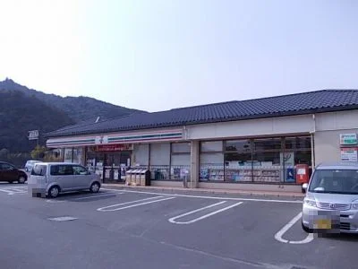 セブンイレブン錦帯橋店まで550m