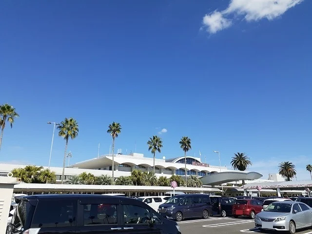 宮崎空港まで3300m