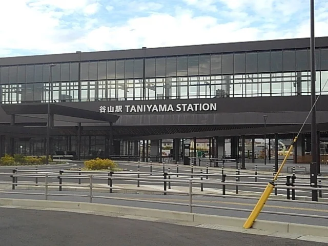 谷山駅まで400m