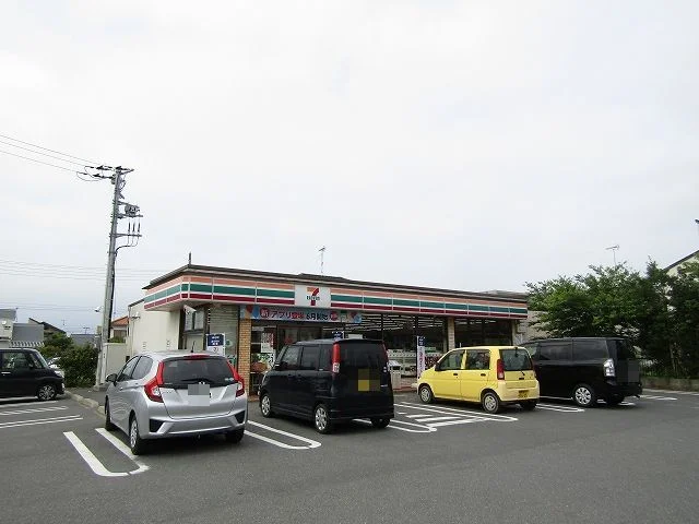 セブンイレブン一宮舞台店まで650m