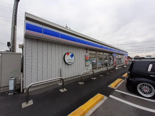 ローソン前橋南インター店まで450m