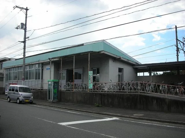 居能駅まで1100m