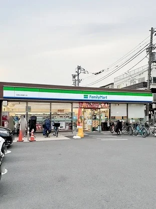 ファミリーマート板橋台橋通り店まで126m