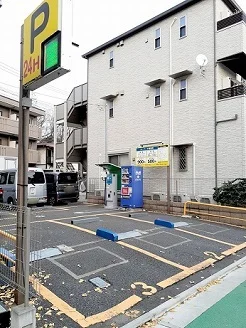 カーパーク東新町まで79m