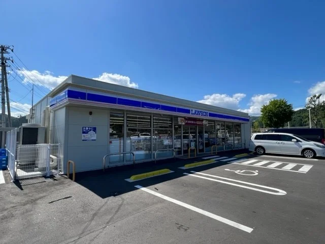 ローソン仙台茂庭２丁目店まで1300m