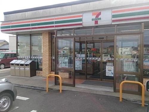 セブンイレブン 春江町為国店まで900m