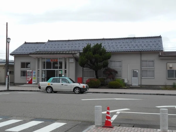 粟津駅まで1800m