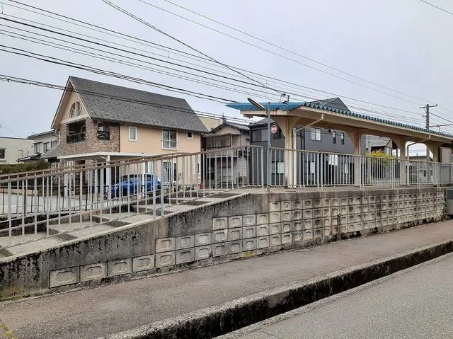 乙丸駅まで650m
