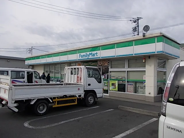 ファミリーマート清水北脇店まで1110m