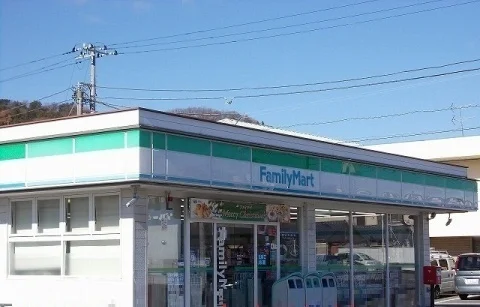 ファミリーマート沼津岡一色店まで1200m