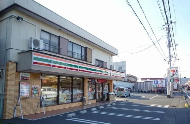 セブンイレブン大仁店まで1200m