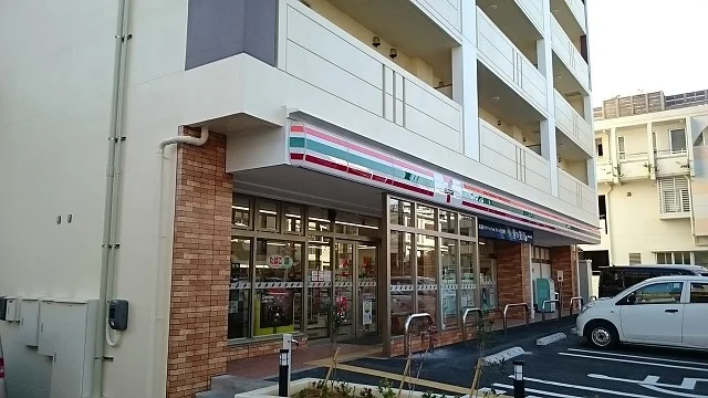 セブン-イレブン 浦添宮城２丁まで850m