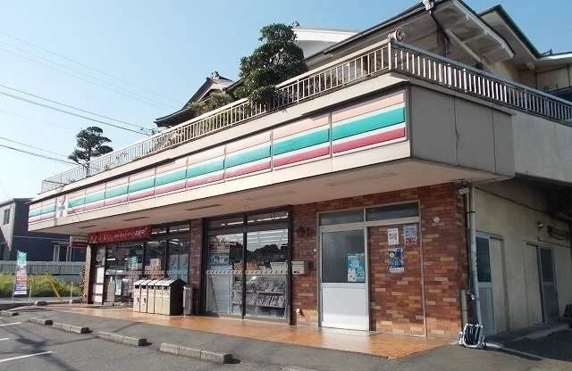セブンイレブン沼津東椎路店まで350m