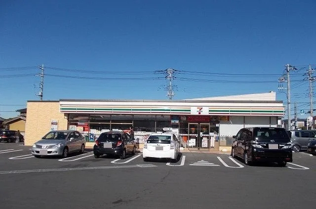 セブンイレブン三島八反畑店まで600m