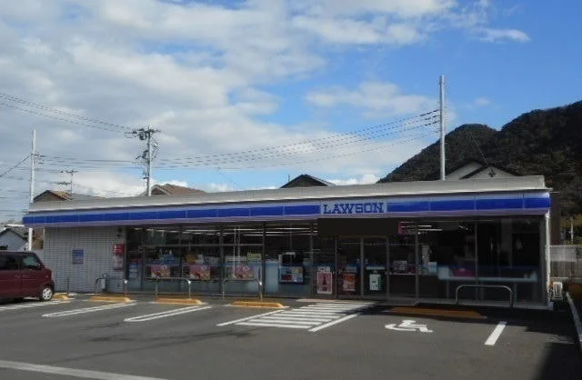 ローソン沼津下香貫店まで100m