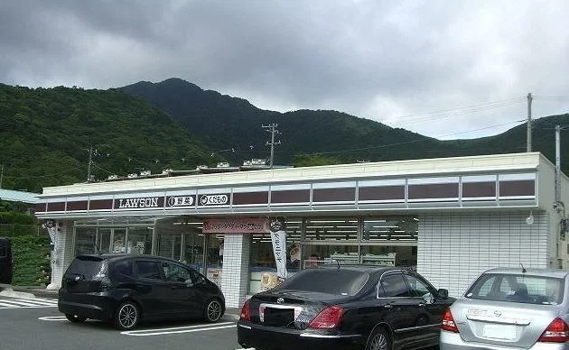 ローソン 箱根金時山入口店まで450m