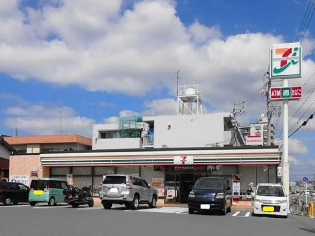 セブンイレブン浜松西伊場店まで350m