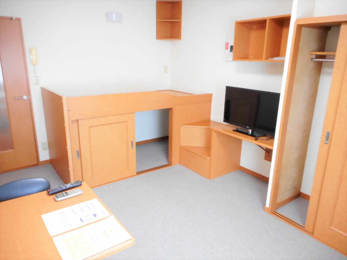 ハイベッドタイプのお部屋です