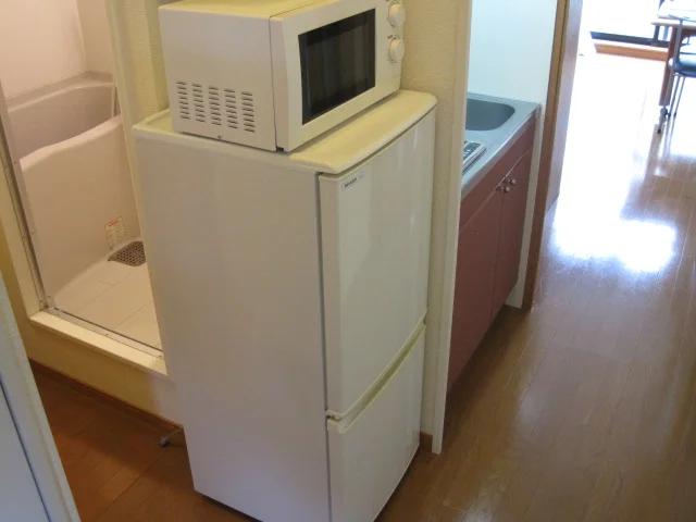 冷蔵庫、電子レンジ