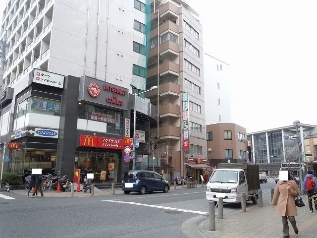 マクドナルドまで850m