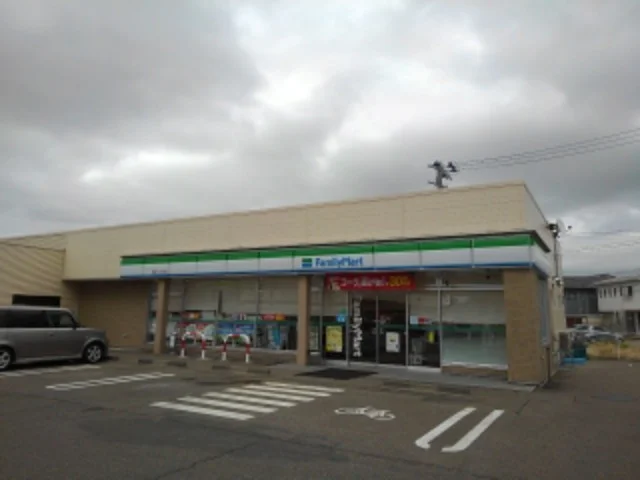 ファミリーマート新潟とっぱら店まで550m