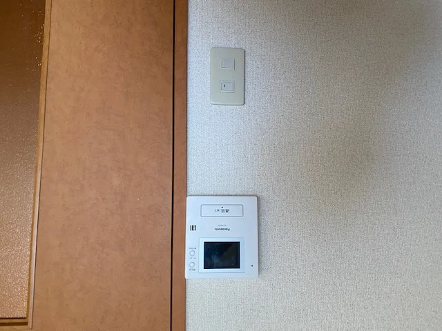 モニターホン完備
