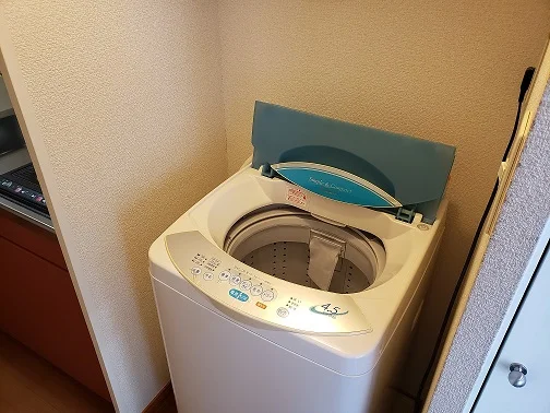 家具家電はメーカー等が異なる場合がございます。