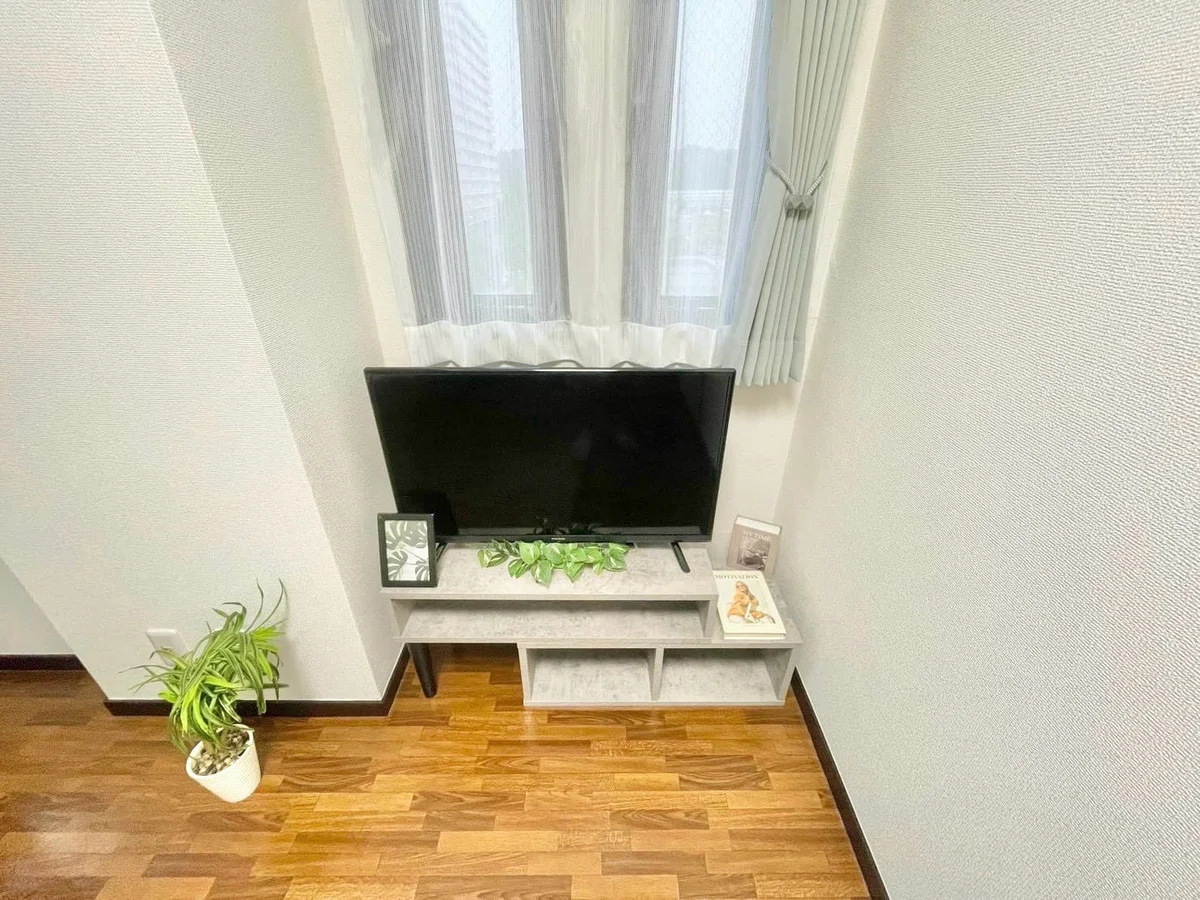 ※撮影用の観察植物・食器調理器具・雑貨類等はございません。※写真は現況優先