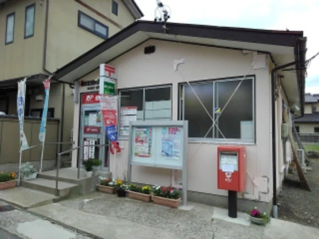 須坂穀町郵便局まで300m