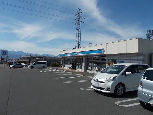 ローソン  松本寿北八丁目店まで200m