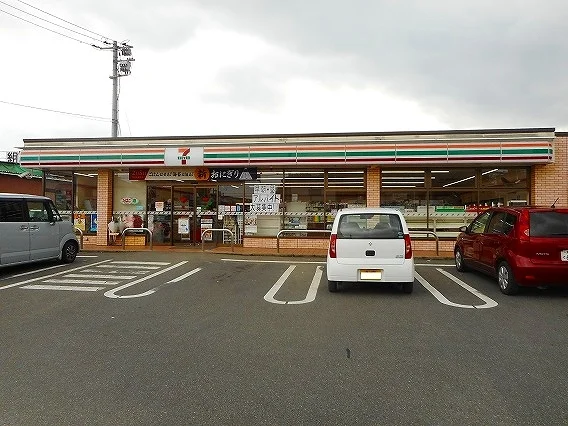 セブンイレブン福山下加茂店まで550m