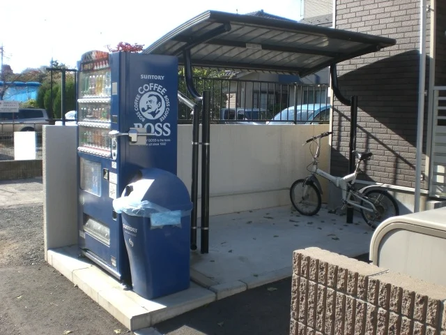 屋根付き駐輪場