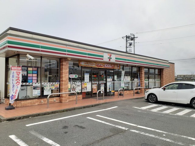 セブンイレブン北茨城下桜井店まで200m