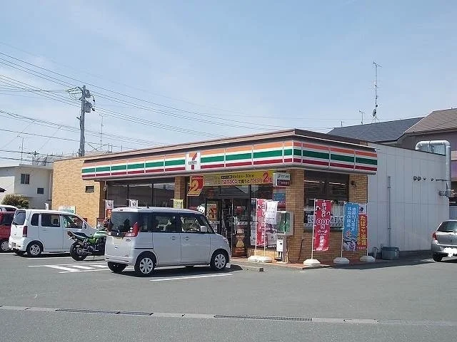 セブンイレブン竜洋堀之内店まで650m