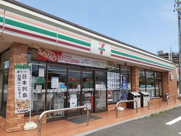 セブンイレブン鈴鹿江島店まで800m