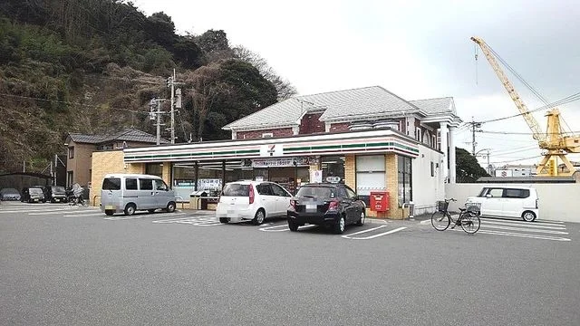 セブンイレブンまで1900m