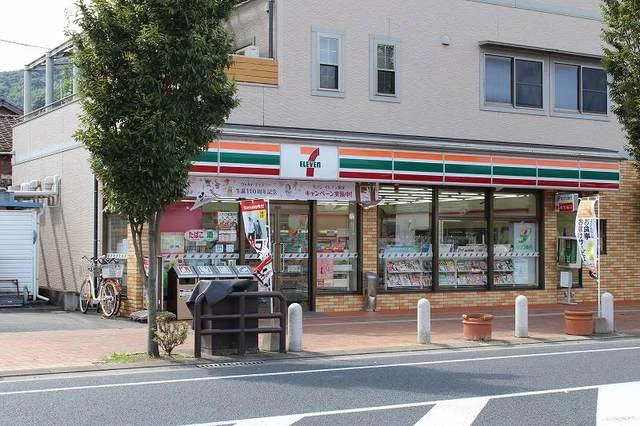 セブン-イレブン西唐津２丁目店まで150m