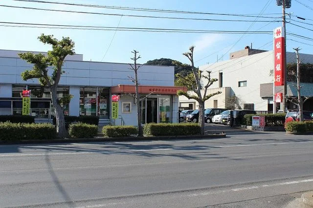 佐賀銀行 西唐津支店まで500m