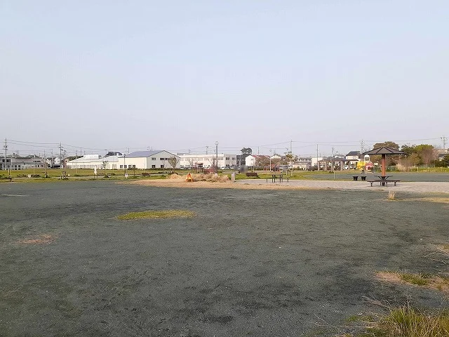 東部やすらぎ公園まで700m