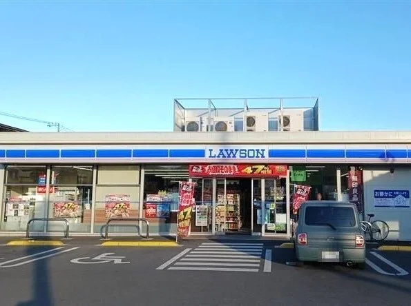 ローソン東松山本町二丁目店まで80m
