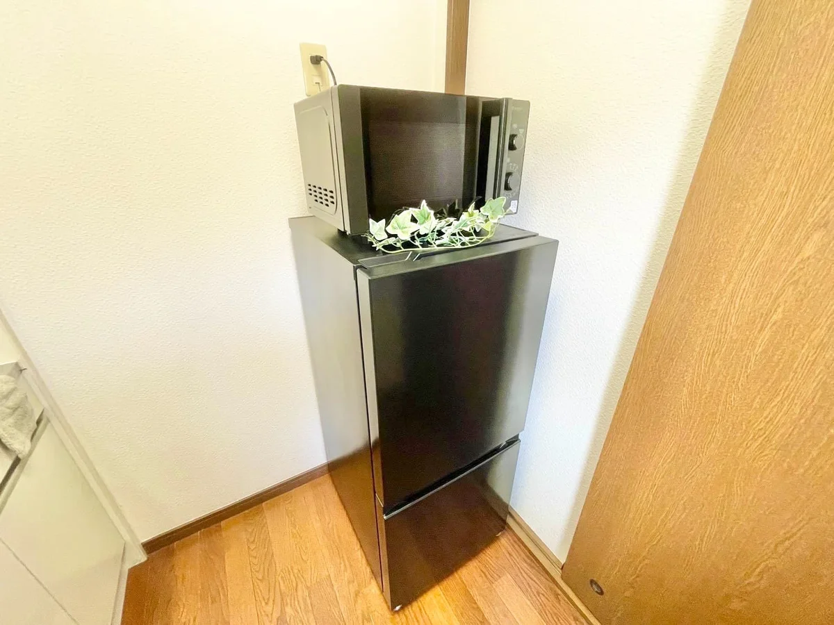 ※撮影用の観察植物・食器調理器具・雑貨類等はございません。※写真は現況優先